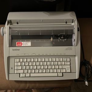 Brother GX-6750 Electronic Typewriter
